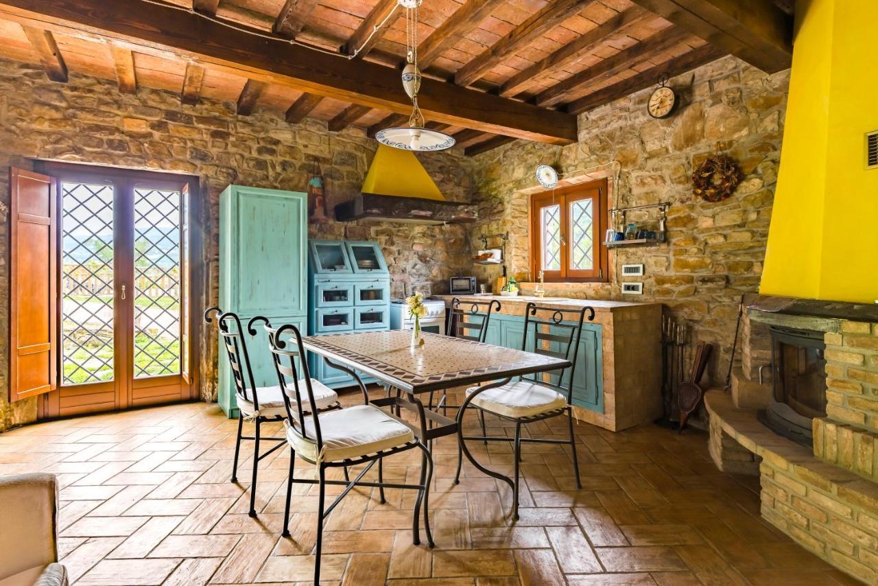 Agriturismo Il Salice Tizzano Val Parma Luaran gambar
