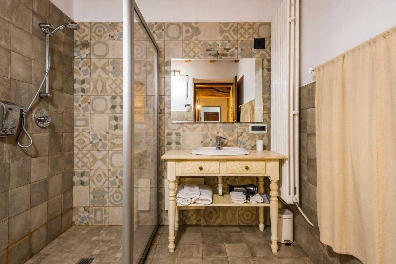 Agriturismo Il Salice Tizzano Val Parma Luaran gambar