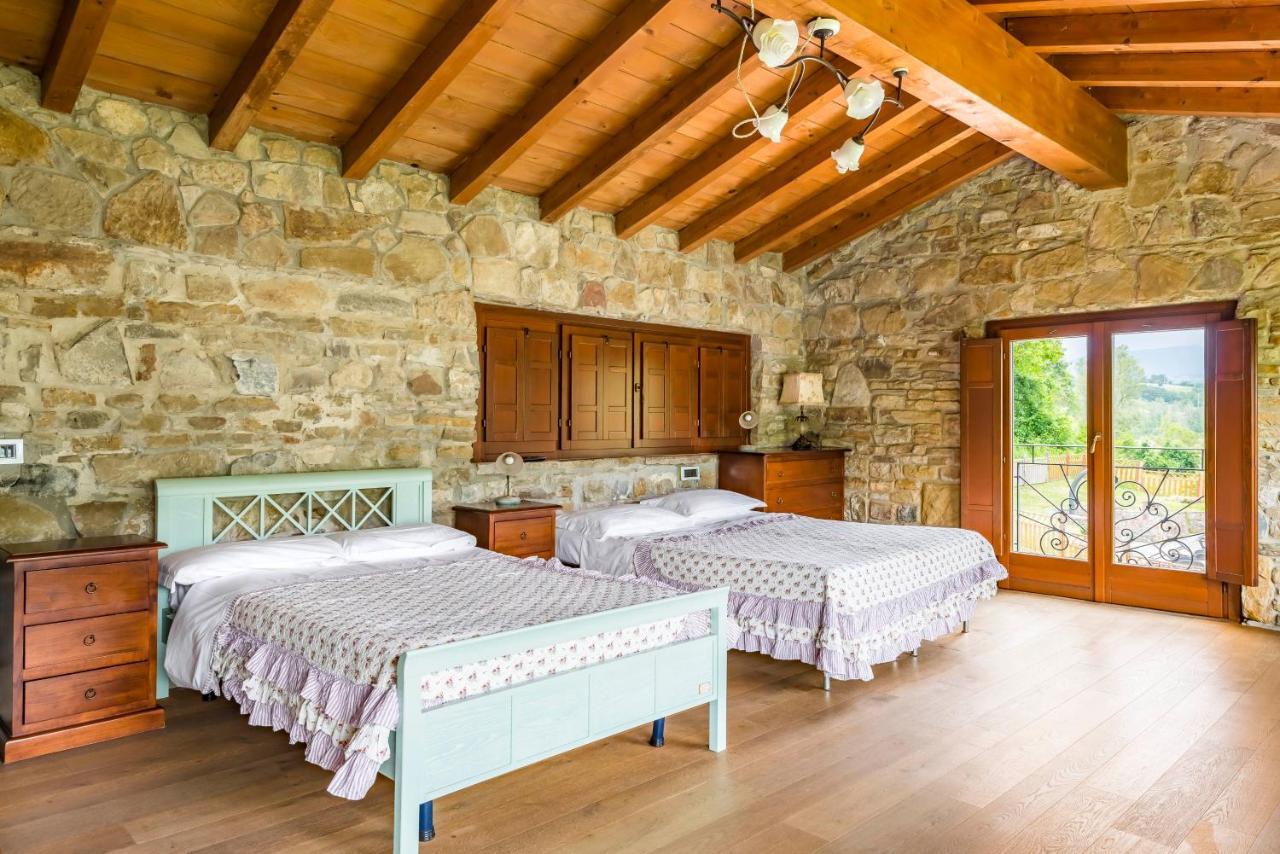 Agriturismo Il Salice Tizzano Val Parma Luaran gambar
