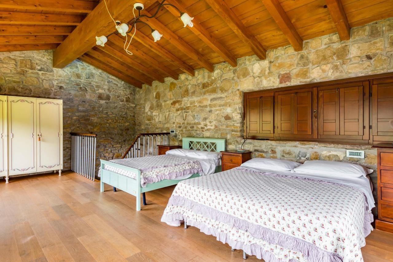 Agriturismo Il Salice Tizzano Val Parma Luaran gambar