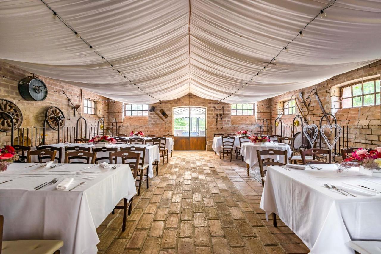 Agriturismo Il Salice Tizzano Val Parma Luaran gambar