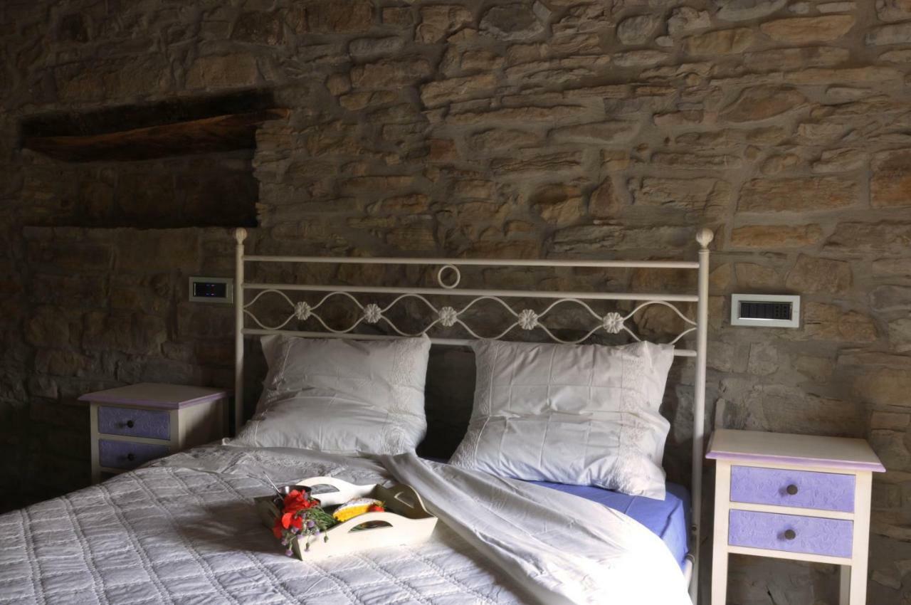 Agriturismo Il Salice Tizzano Val Parma Luaran gambar